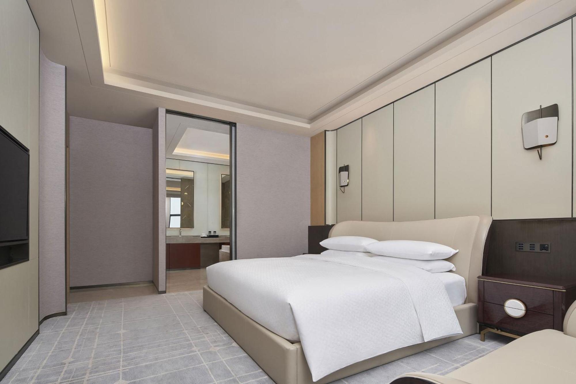 Four Points By Sheraton Guiyang, Huaxi جوي يانج المظهر الخارجي الصورة